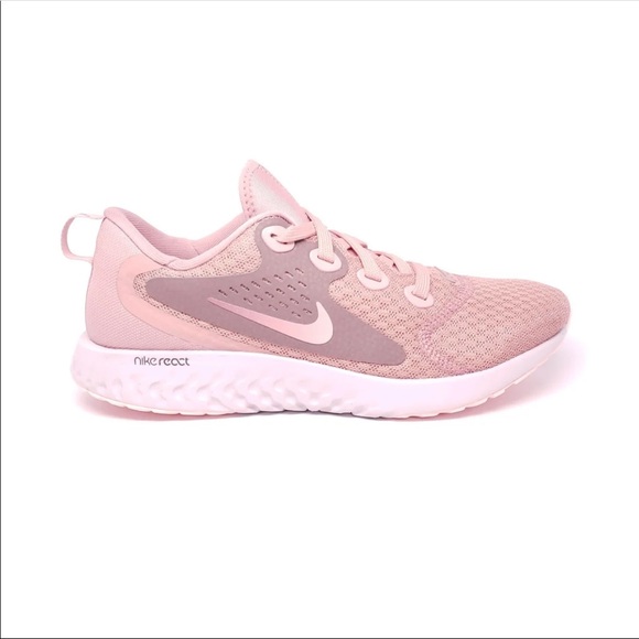 Nike Legend React - Picture 2 of 4